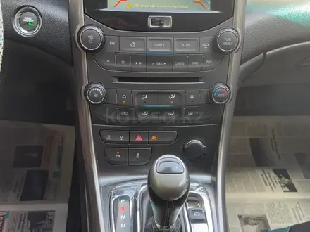 Chevrolet Malibu 2014 года за 8 000 000 тг. в Шымкент – фото 15