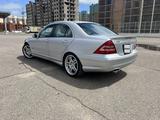 Mercedes-Benz C 32 AMG 2006 годаүшін7 500 000 тг. в Караганда – фото 2