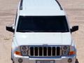 Jeep Commander 2006 годаfor7 000 000 тг. в Актау