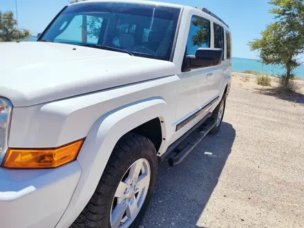 Jeep Commander 2006 года за 7 500 000 тг. в Актау – фото 4