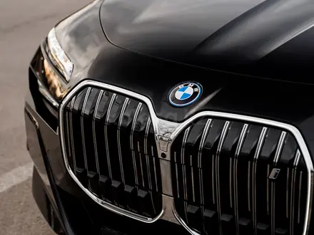 BMW i7 2023 года за 85 000 000 тг. в Алматы – фото 14