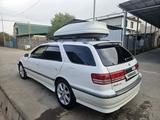 Toyota Mark II Qualis 1997 года за 4 800 000 тг. в Алматы – фото 2