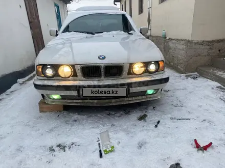 BMW 520 1993 года за 1 650 000 тг. в Алматы – фото 6