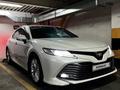 Toyota Camry 2019 года за 17 950 000 тг. в Алматы