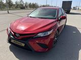 Toyota Camry 2020 года за 13 400 000 тг. в Костанай