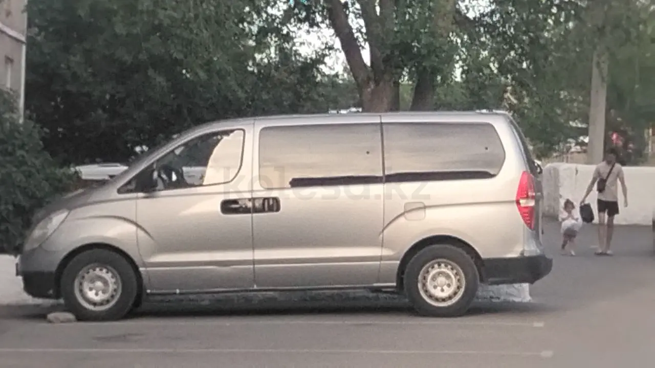 Hyundai H1, 2012