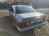 Mercedes-Benz E 230 1989 года за 900 000 тг. в Талдыкорган – фото 4