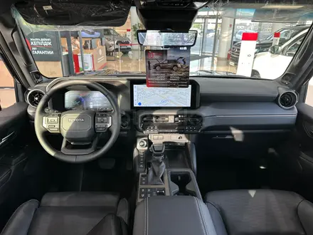 Toyota Land Cruiser Prado Luxe+ 2025 года за 48 150 000 тг. в Алматы – фото 15