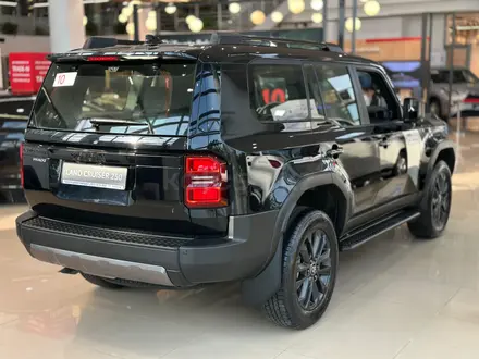 Toyota Land Cruiser Prado Luxe+ 2025 года за 48 150 000 тг. в Алматы – фото 7