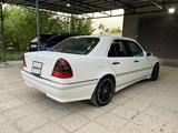 Mercedes-Benz C 240 1998 года за 3 900 000 тг. в Актау – фото 3