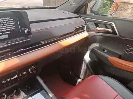 Mitsubishi Outlander 2023 года за 14 900 000 тг. в Алматы – фото 16