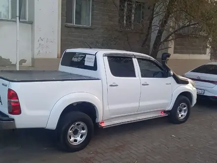 Toyota Hilux 2013 года за 9 000 000 тг. в Атырау – фото 3