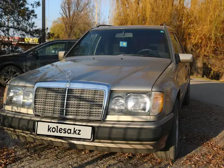 Mercedes-Benz E 230 1989 года за 2 100 000 тг. в Кордай