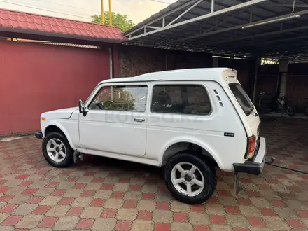 ВАЗ (Lada) Lada 2121 2004 года за 2 000 000 тг. в Алматы – фото 5