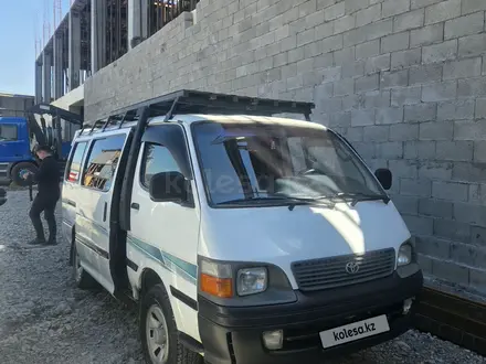 Toyota Hiace 2004 года за 5 500 000 тг. в Алматы