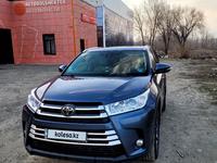 Toyota Highlander 2018 года за 19 000 000 тг. в Усть-Каменогорск