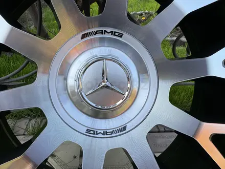 Оригинальные диски R21 AMG на Mercedes GLS Мерседес за 800 000 тг. в Алматы – фото 17