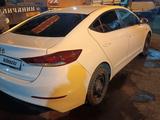 Hyundai Elantra 2017 годаfor6 500 000 тг. в Темиртау – фото 2