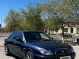 Hyundai Sonata 2003 года за 1 550 000 тг. в Атырау – фото 2
