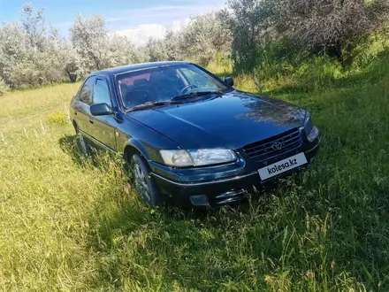 Toyota Camry 1997 года за 3 000 000 тг. в Шамалган – фото 3