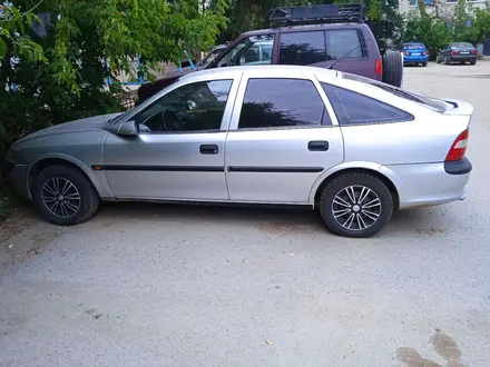 Opel Vectra 1998 года за 1 500 000 тг. в Актобе