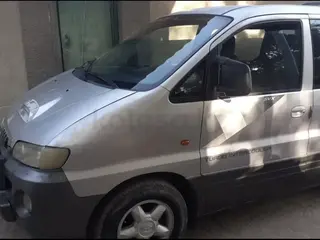 Hyundai Starex, 2001