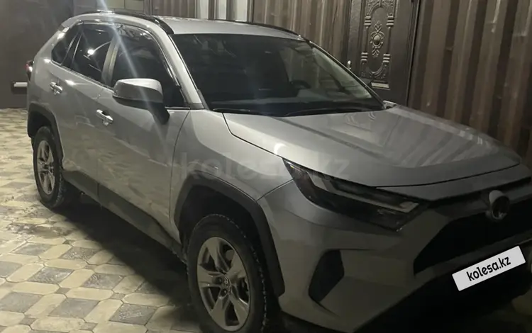 Toyota RAV4 2022 года за 18 500 000 тг. в Алматы