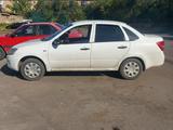 ВАЗ (Lada) Granta 2190 2013 года за 1 600 000 тг. в Караганда – фото 2