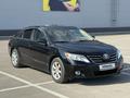 Toyota Camry 2011 года за 6 700 000 тг. в Актобе – фото 2