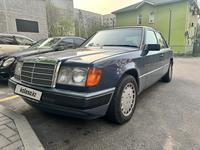 Mercedes-Benz E 260 1992 года за 3 000 000 тг. в Алматы