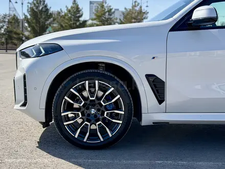 BMW X5 2024 года за 56 500 000 тг. в Астана – фото 9