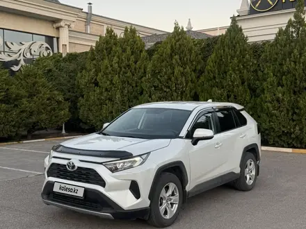 Toyota RAV4 2021 года за 13 000 000 тг. в Актау – фото 2