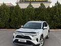 Toyota RAV4 2021 годаүшін13 000 000 тг. в Актау