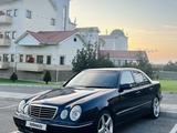 Mercedes-Benz E 320 2000 годаүшін5 500 000 тг. в Актау