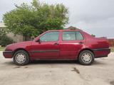 Volkswagen Vento 1993 года за 700 000 тг. в Тараз – фото 3