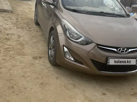 Hyundai Elantra 2015 года за 6 000 000 тг. в Атырау – фото 8
