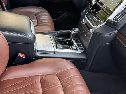 Toyota Land Cruiser 2019 года за 45 500 000 тг. в Астана – фото 13