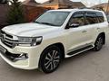 Toyota Land Cruiser 2019 года за 45 500 000 тг. в Астана – фото 2