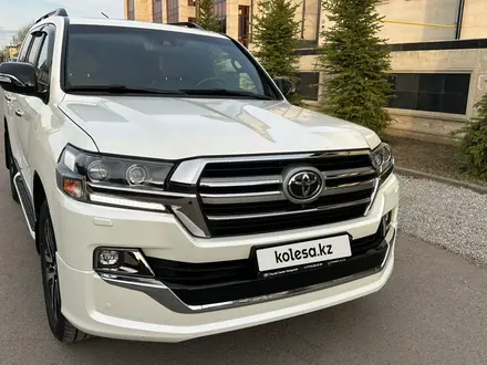 Toyota Land Cruiser 2019 года за 45 500 000 тг. в Астана – фото 5