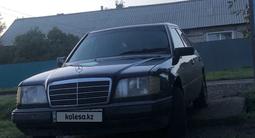 Mercedes-Benz E 200 1993 годаfor650 000 тг. в Костанай – фото 3