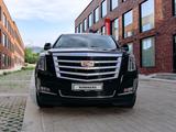 Cadillac Escalade 2018 годаүшін30 500 000 тг. в Алматы – фото 2