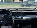 Toyota RAV4 2017 года за 8 600 000 тг. в Актобе – фото 7