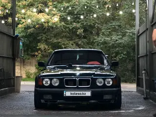 BMW 730
