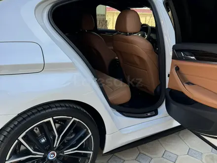 BMW 540 2021 года за 35 500 000 тг. в Шымкент – фото 27