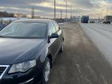 Volkswagen Passat 2007 годаүшін2 000 000 тг. в Уральск – фото 3