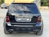 Mercedes-Benz ML 63 AMG 2007 года за 9 000 000 тг. в Семей – фото 4