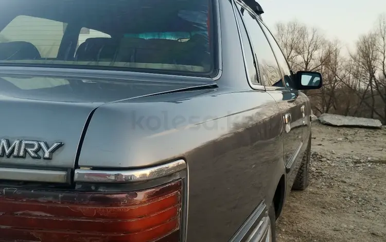 Toyota Camry 1986 года за 800 000 тг. в Семей