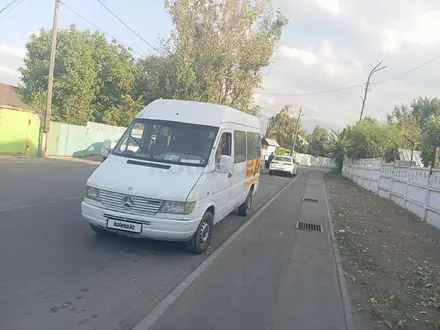 Mercedes-Benz Sprinter 1999 года за 2 200 000 тг. в Алматы – фото 7