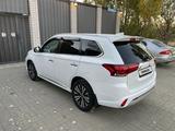 Mitsubishi Outlander 2023 годаfor12 900 000 тг. в Актобе – фото 4