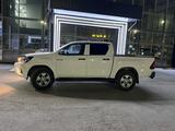 Toyota Hilux 2018 года за 15 500 000 тг. в Актобе – фото 2